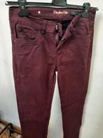 Bordeaux broek Lola Liza maat 36, Kleding | Dames, Broeken en Pantalons, Lola & Liza, Ophalen, Zo goed als nieuw