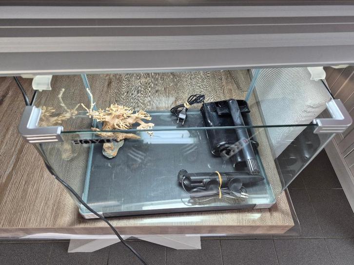 BOYU aquarium van  80 liter te koop, Dieren en Toebehoren, Vissen | Aquaria en Toebehoren, Zo goed als nieuw, Leeg aquarium, Ophalen