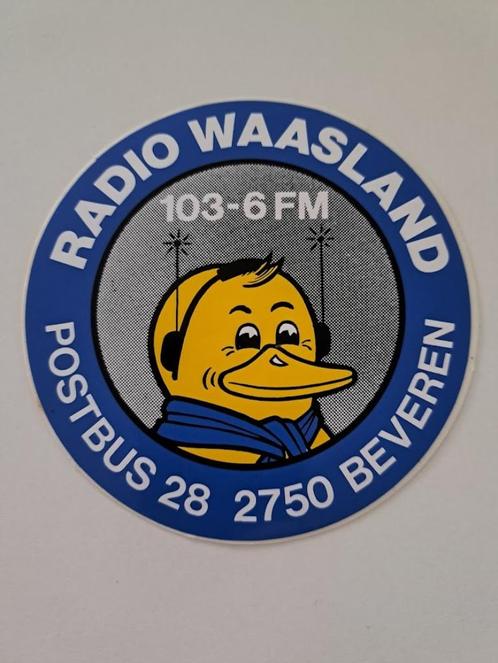 Autocollant vintage - Radio Waasland - PO Box 28 - Beveren, Collections, Autocollants, Comme neuf, Cinéma, Télévision ou Audiovisuel