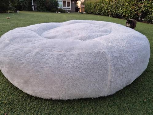 Heel groot hondenbed D125 x H25 Flocke Dog Bed, Dieren en Toebehoren, Hondenmanden, Zo goed als nieuw, Ophalen of Verzenden