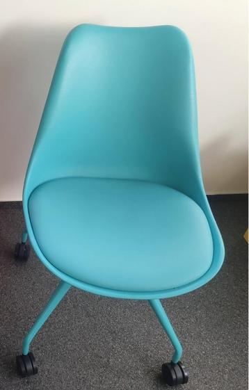 Bureaustoel kinderen blauw NIEUWSTAAT  Bureaustoel op wielen beschikbaar voor biedingen