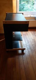 Klein houten.bureau, Ophalen, Zo goed als nieuw