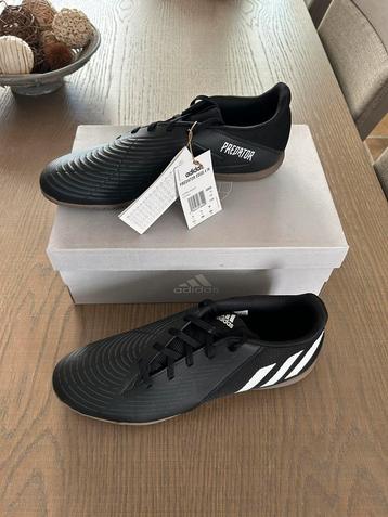 Adidas predator 4 zaalvoetbalschoen 46 beschikbaar voor biedingen