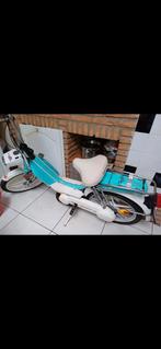 Honda camino baby blue 1800 eur prix fixe, Fietsen en Brommers, Brommeronderdelen | Algemeen, Ophalen of Verzenden, Zo goed als nieuw