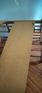 Klimrek ette tette met glijbaan, Ophalen