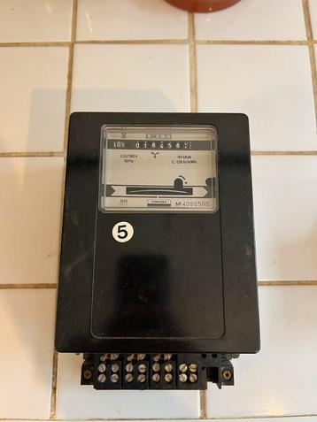 Kwh meter 3 fasig beschikbaar voor biedingen