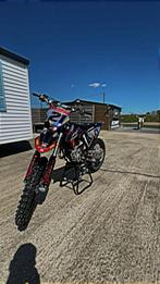 Sxf 250, Particulier