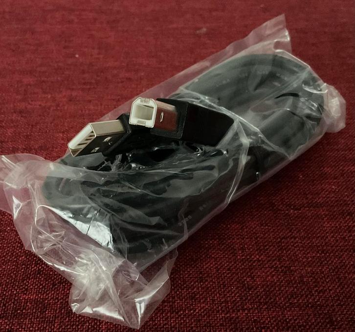 USB Cable 2mtr, Audio, Tv en Foto, Audiokabels en Televisiekabels, Nieuw, Ophalen of Verzenden