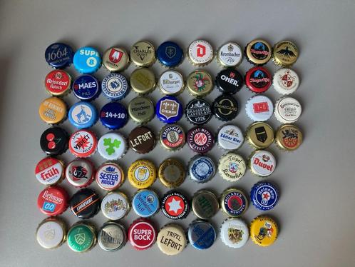 60 verschillende kroonkurken (niet alleen Belgische), Verzamelen, Biermerken, Gebruikt, Overige typen, Ophalen of Verzenden