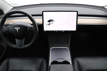 (2DJA990) TESLA MODEL 3 beschikbaar voor biedingen