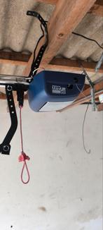 moteur porte de garage chamberlain avec 2 télécommande, Bricolage & Construction, Enlèvement