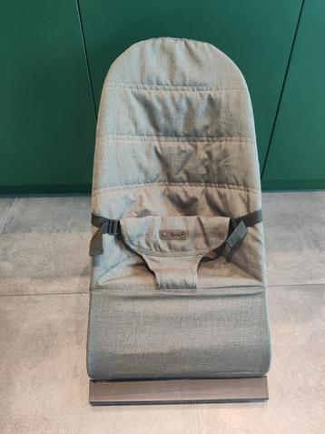 Zeer nette baby bouncer/Wipper Qute Donkergroen  beschikbaar voor biedingen