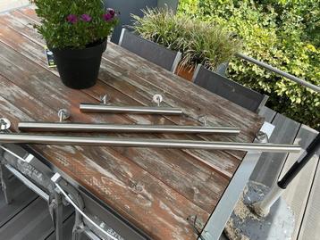RVS leuning 3 stuks z.g.a.n. 1 x 50 cm. 1 x 1 meter 1 x 1.50 beschikbaar voor biedingen