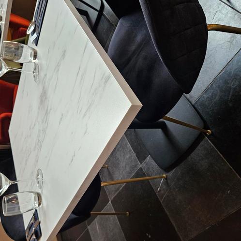 Tafel met witte marmerlook, Zakelijke goederen, Horeca | Meubilair en Inrichting, Ophalen