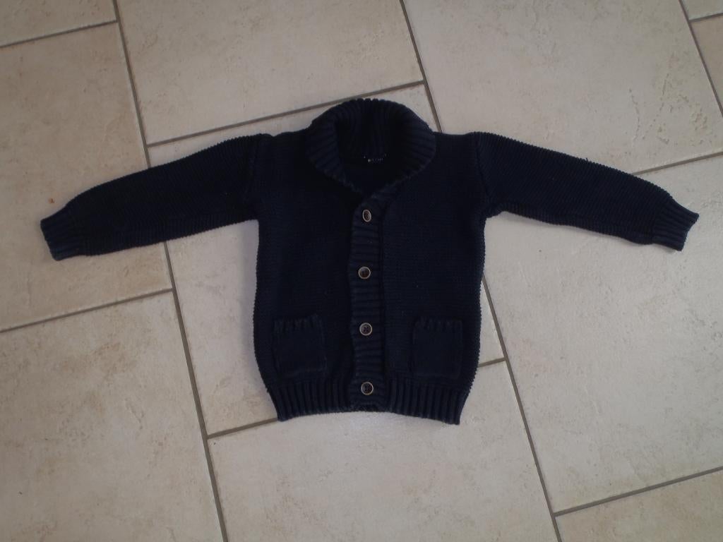 gilet bleu marine taille 80, Enfants & Bébés, Vêtements de bébé | Taille 80, Comme neuf, Garçon, Pull ou Veste, Enlèvement ou Envoi