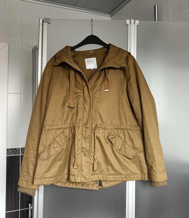 Jas - Groen - Kaki - ZARA - Trafaluc - Medium - Dames - €7,5, Kleding | Dames, Jassen | Zomer, Gedragen, Maat 38/40 (M), Groen