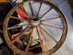Grande roue de charrette  diamètre 112cm, Antiquités & Art, Enlèvement