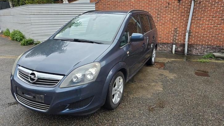Opel Zafira 1.6 Benzine, Auto's, Opel, Particulier, Zafira, ABS, Airbags, Airconditioning, Alarm, Boordcomputer, Centrale vergrendeling