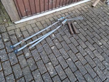 Onderdelen kantelpoort  beschikbaar voor biedingen