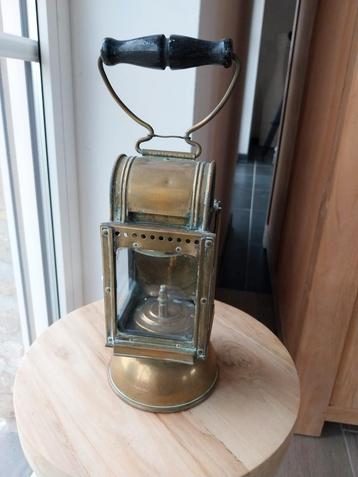 Duitse bunkerlamp Einheitslanterne wo2 40-45 wehrmacht  beschikbaar voor biedingen