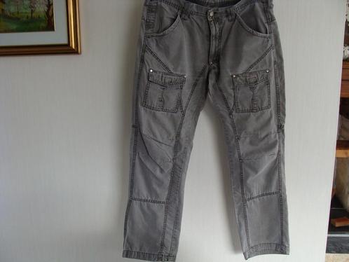 pantalon gris, marque Angelo Litrico, taille 38/32,, Vêtements | Hommes, Pantalons, Comme neuf, Autres tailles, Gris, Enlèvement ou Envoi