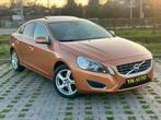 Volvo S60 2.0 Turbo Full options Garantie 12 Mois, Voorwielaandrijving, Euro 5, Beige, S60