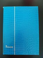 Blauw croco postzegelalbum Princess - 30 zwarte pagina's, Postzegels en Munten, Ophalen of Verzenden, Verzamelalbum
