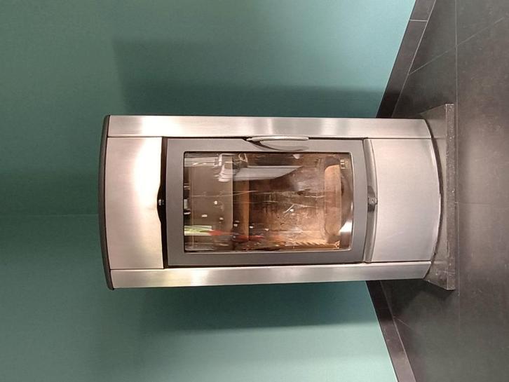 Austroflamm Irony XS 8kw, Maison & Meubles, Poêles, Utilisé, Autoportant, Poêle à bois, Bois, Enlèvement