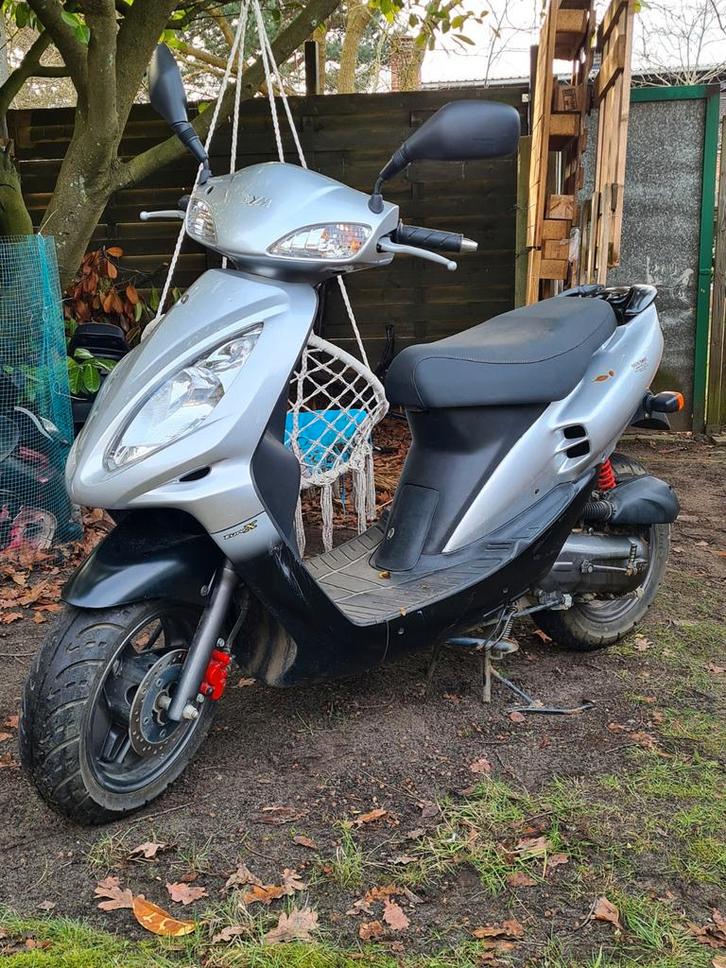 Démarrage et conduite du Sym Jet X 2 temps de 50 cc, sans ve, Vélos & Vélomoteurs, Pièces de cyclomoteur | Général, Enlèvement ou Envoi