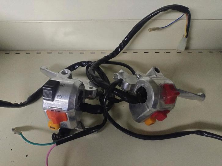 Set stuurschakelaars Lifan Monkey nieuw, Fietsen en Brommers, Brommeronderdelen | Algemeen, Nieuw, Ophalen