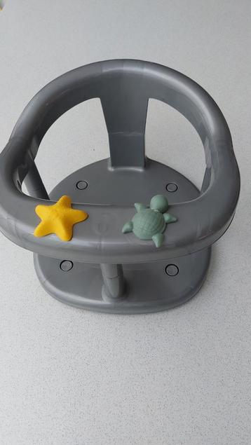 Babybadstoeltje beschikbaar voor biedingen