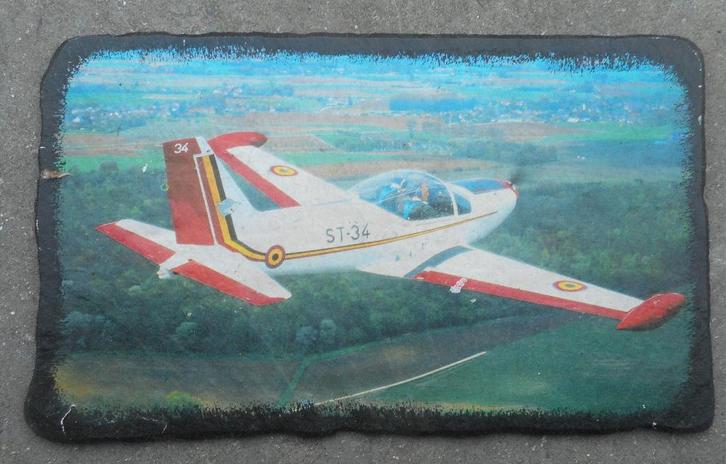 FORCE AERIENNE BELGE - PEINTURE AVION SUR ARDOISE, Verzamelen, Militaria | Algemeen, Luchtmacht, Kunstobject, Verzenden