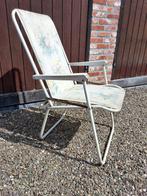 Vintage opvouwbare tuinstoel met een wit metalen frame, Caravans en Kamperen, Ophalen of Verzenden