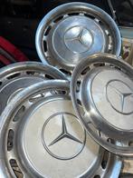 Enjoliveur Mercdes ancien modele, Enlèvement ou Envoi, Comme neuf