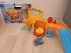 Vtech toet toet garage met auto, Ophalen, Zo goed als nieuw