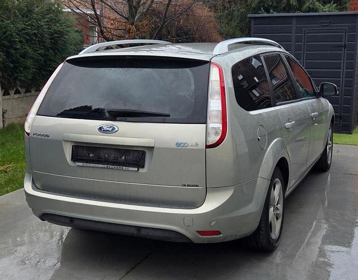 Ford focus | 2010 | 206.000 Km | Airco | Bluetooth, Auto's, Ford, Particulier, Focus, ABS, Airbags, Airconditioning, Alarm, Bluetooth