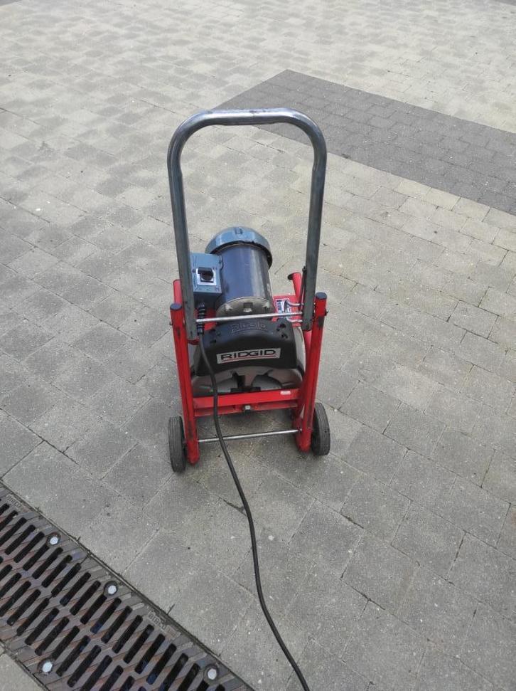 Dégorgeoir RIDGID 400 T2, Doe-het-zelf en Bouw, Reinigingsmachines, Gebruikt, Schrobmachine, Ophalen