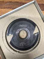 Frees profiel en counterprofiel asgat 30 van FREZITE, Doe-het-zelf en Bouw, Ophalen, Zo goed als nieuw