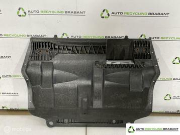 Bodemplaat Audi Volkswagen Seat Skoda 5K0825901 beschikbaar voor biedingen