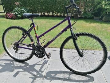 Cachera mountainbike voor dames of tieners beschikbaar voor biedingen