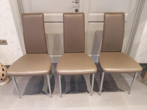 3 lederen stoelen in zeer goede staat, Huis en Inrichting, Stoelen, Zo goed als nieuw, Drie, Leer, Metaal, Overige kleuren, Ophalen