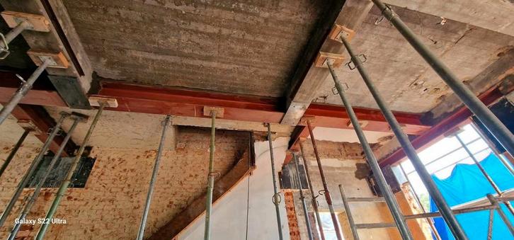 Draagmuur uitbreken afbreken en poutrel steken werken., Tuin en Terras, Overige Tuin en Terras, Ophalen of Verzenden