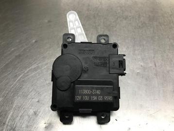 ACTIONNEUR MOTEUR VOLET CHAUFFAGE Ignis (MF) (1138003740), Utilisé, Suzuki