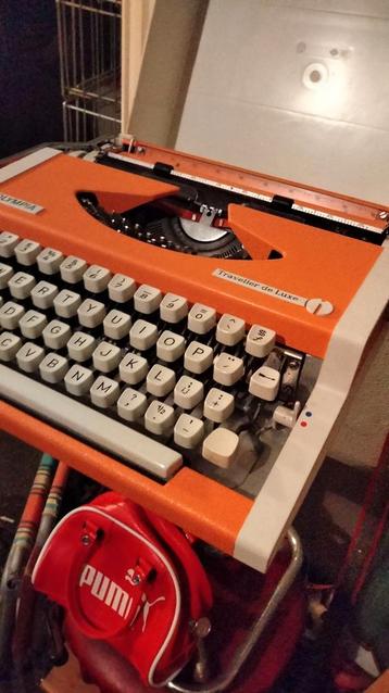 Machine de type vintage Olympia, Enlèvement ou Envoi