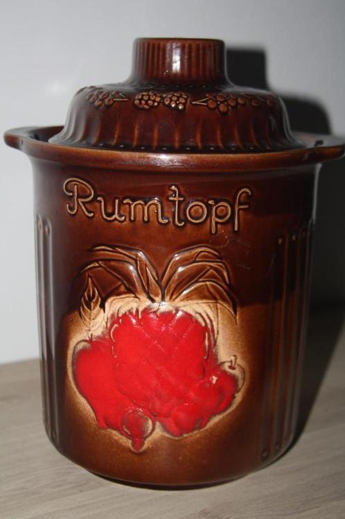Rumtopf , Pot met deksel West Germany  , aardewerk , 29 cm, Antiquités & Art, Antiquités | Céramique & Poterie, Enlèvement ou Envoi