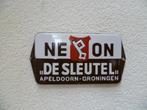 EMAILLE DEURPOST BORDJE''NEON DE SLEUTEL''UIT JAREN 60, Verzamelen, Merken en Reclamevoorwerpen, Ophalen of Verzenden, Zo goed als nieuw