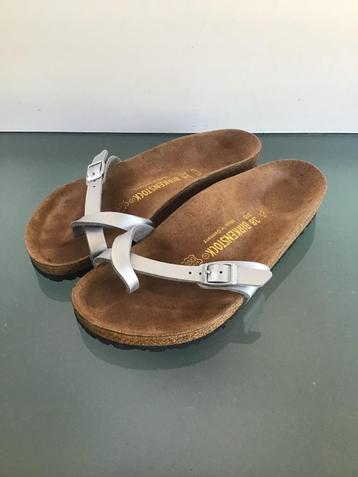Gratis Verzenden | Birkenstock Nieuwe zilveren slippers 38 beschikbaar voor biedingen