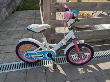 Kinderfietsje  beschikbaar voor biedingen