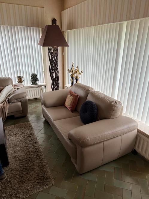 Salon - salontafel - Lamp - tapijt, Huis en Inrichting, Zetels | Zetels, Ophalen