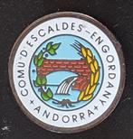 Comu d'Escaldes - Engordany - Andorre - Pin, Collections, Broches, Pins & Badges, Enlèvement ou Envoi, Ville ou Campagne, Insigne ou Pin's